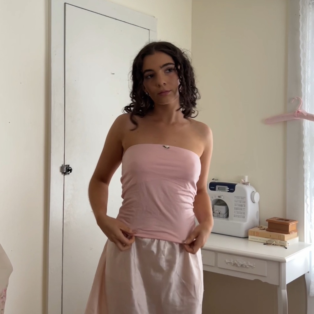 pink rat boi tube top🎀